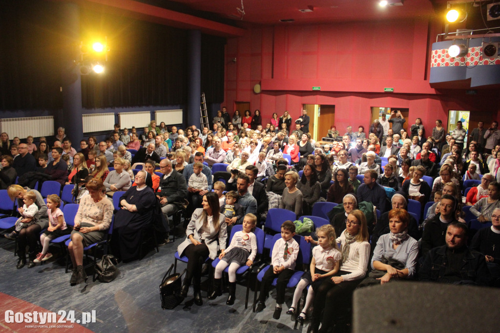 Przegląd Piosenki Patriotycznej w gostyńskim Hutniku