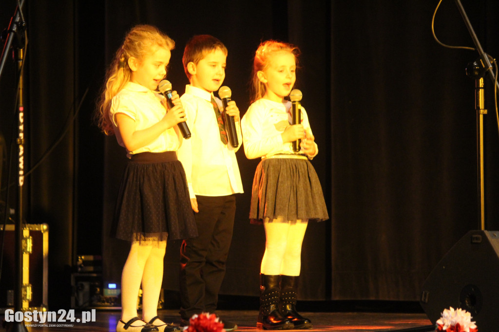 Przegląd Piosenki Patriotycznej w gostyńskim Hutniku