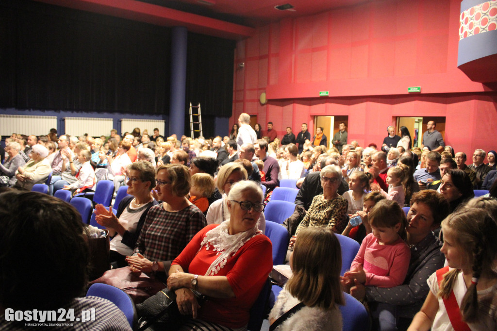 Przegląd Piosenki Patriotycznej w gostyńskim Hutniku