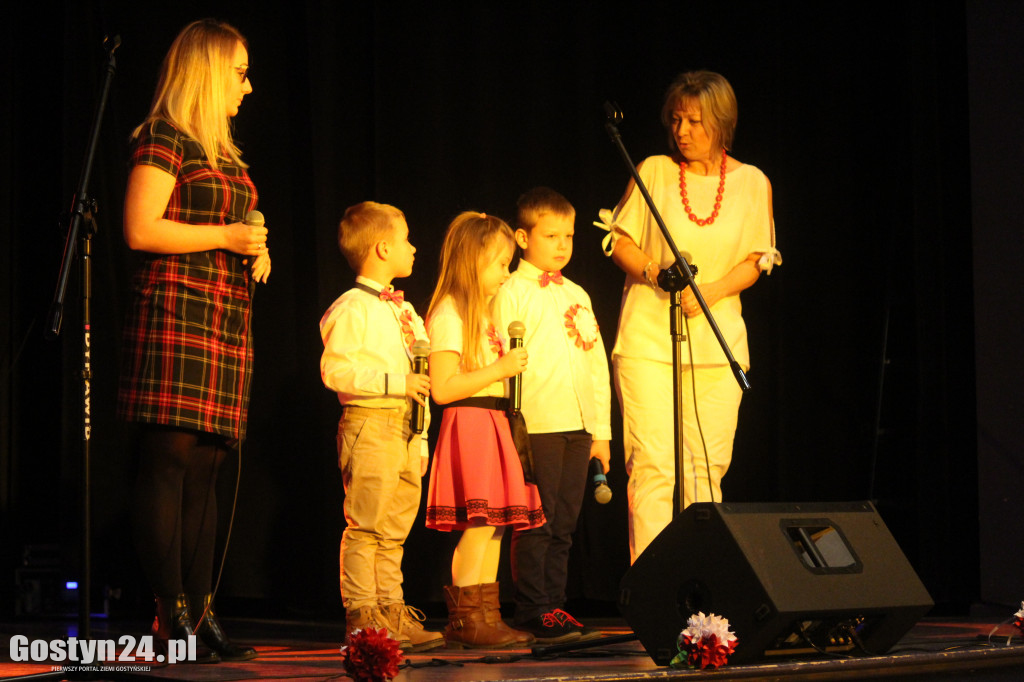 Przegląd Piosenki Patriotycznej w gostyńskim Hutniku