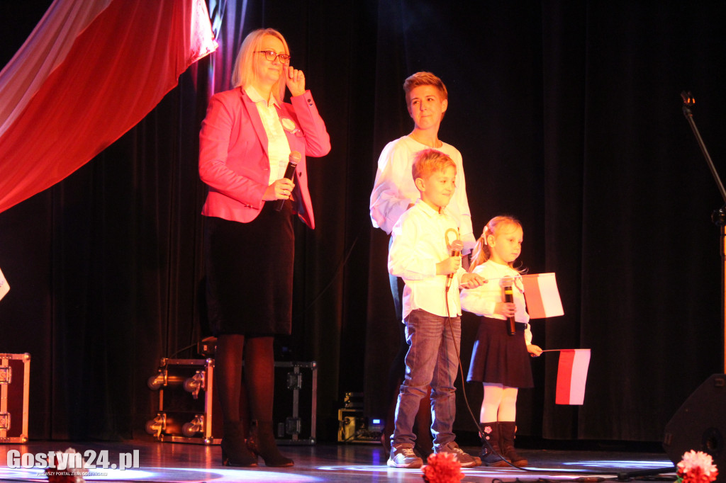 Przegląd Piosenki Patriotycznej w gostyńskim Hutniku