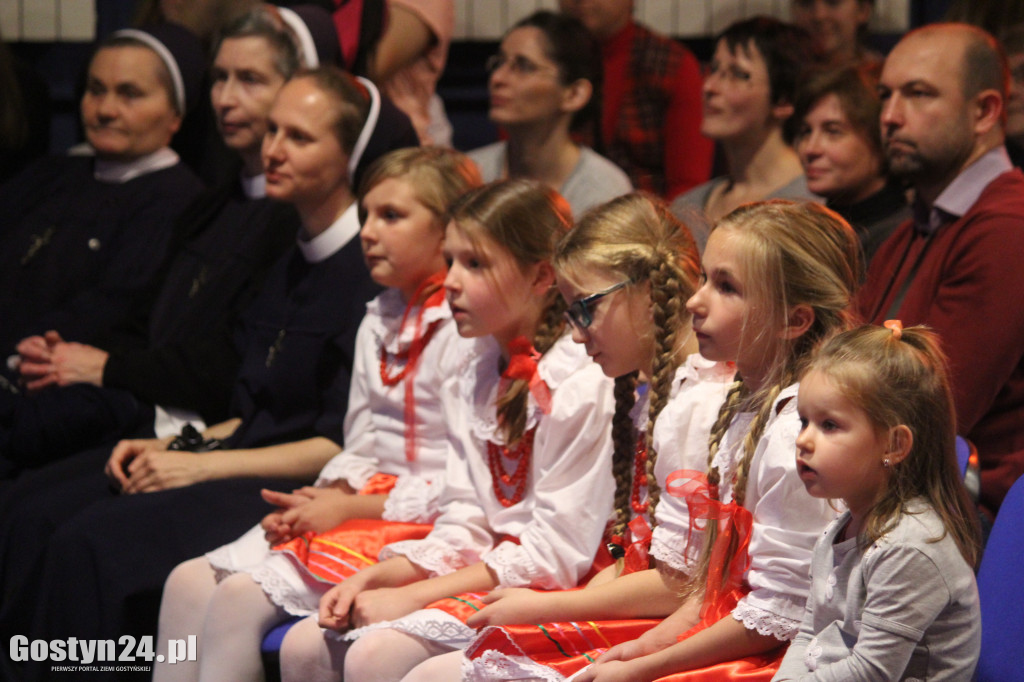 Przegląd Piosenki Patriotycznej w gostyńskim Hutniku