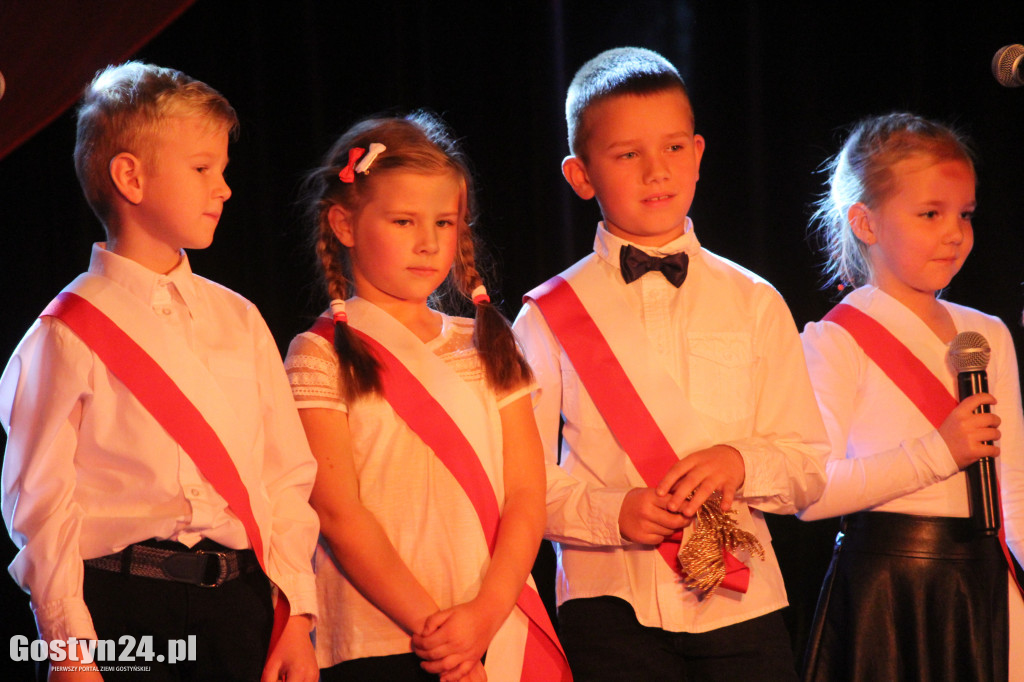 Przegląd Piosenki Patriotycznej w gostyńskim Hutniku