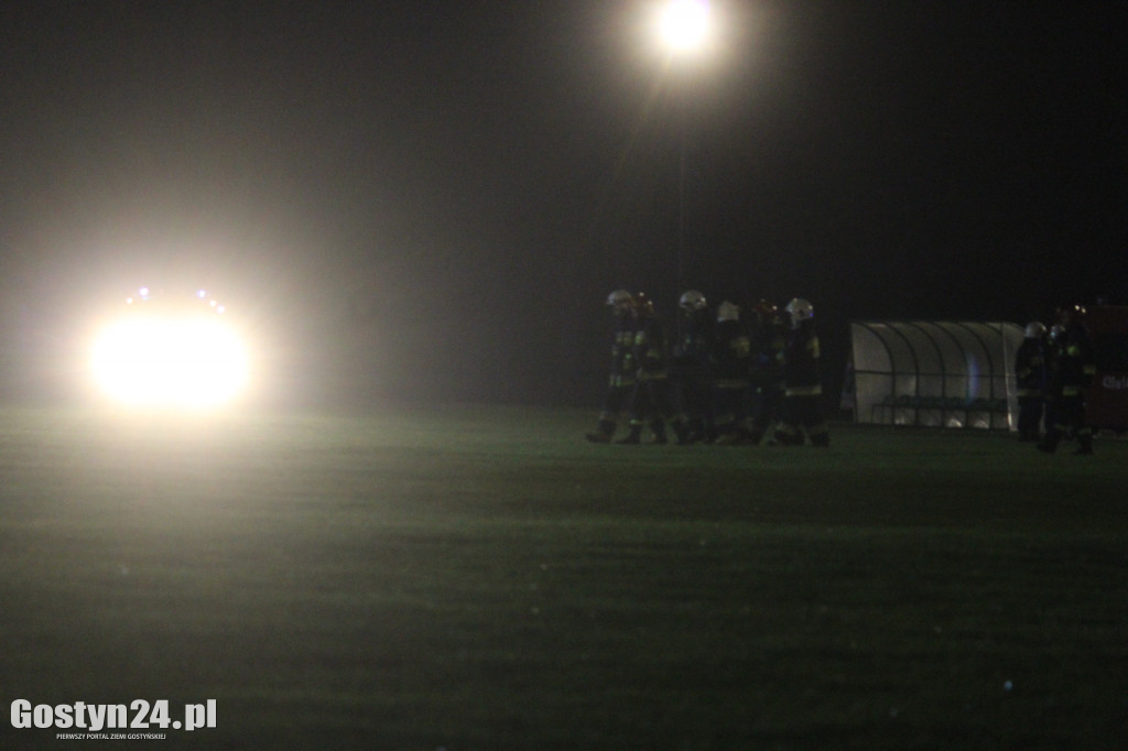 Helikopter LPR lądował na stadionie w Pępowie