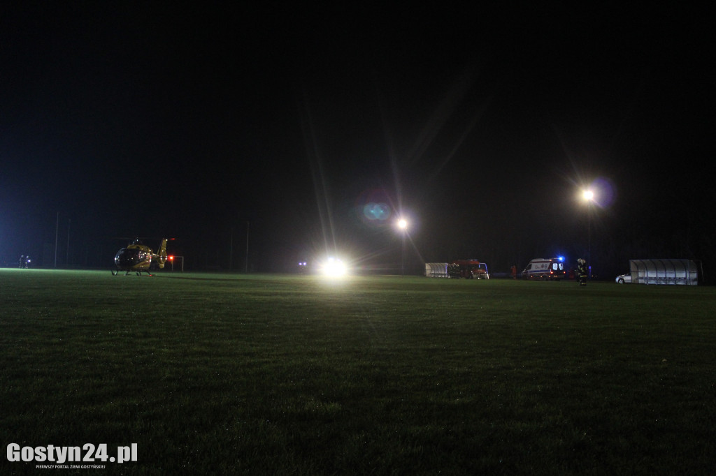 Helikopter LPR lądował na stadionie w Pępowie