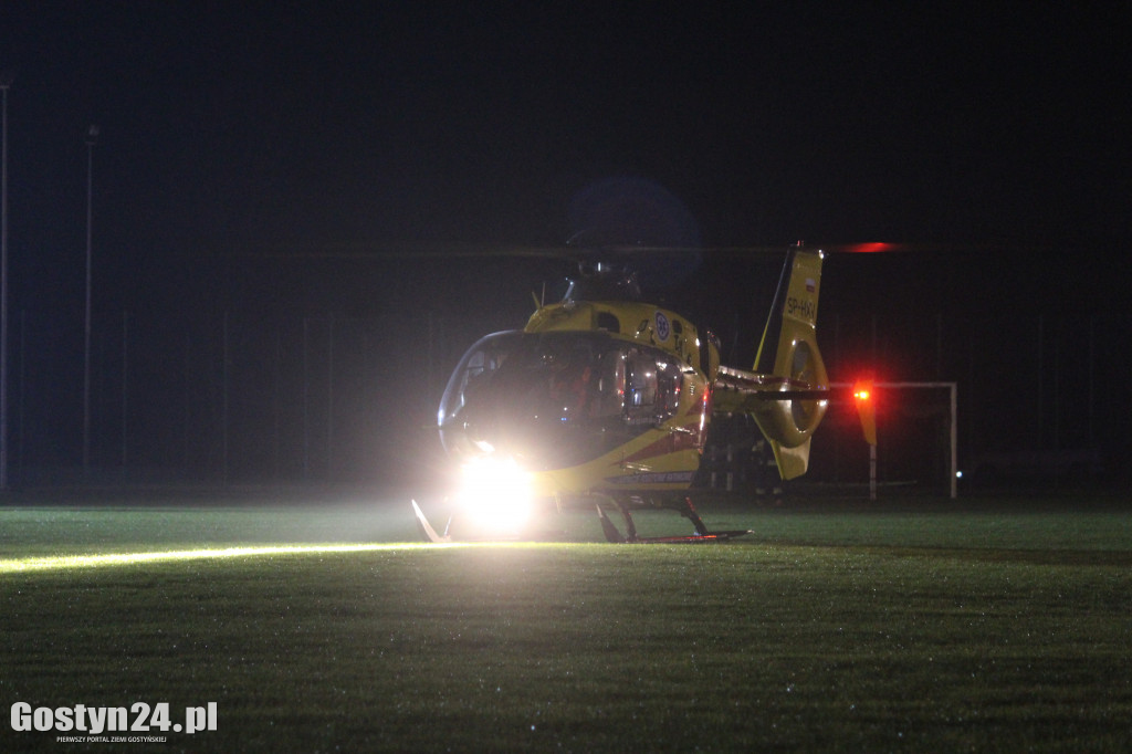 Helikopter LPR lądował na stadionie w Pępowie