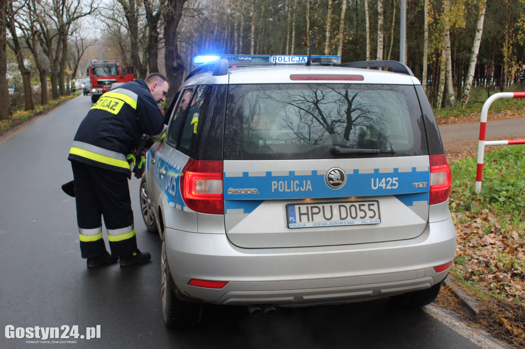 Zderzenie osobówek na osiedlu Marysin