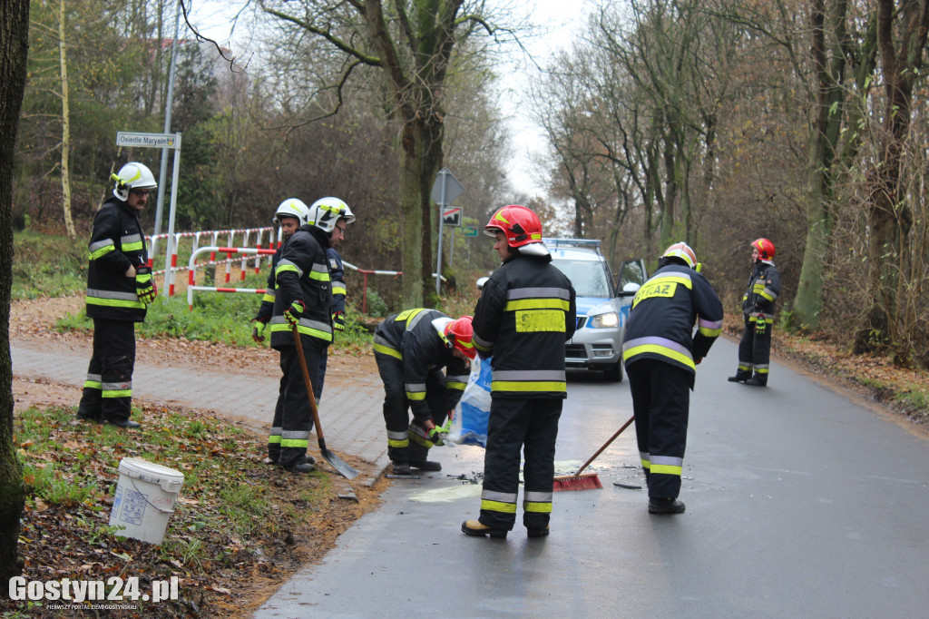 Zderzenie osobówek na osiedlu Marysin