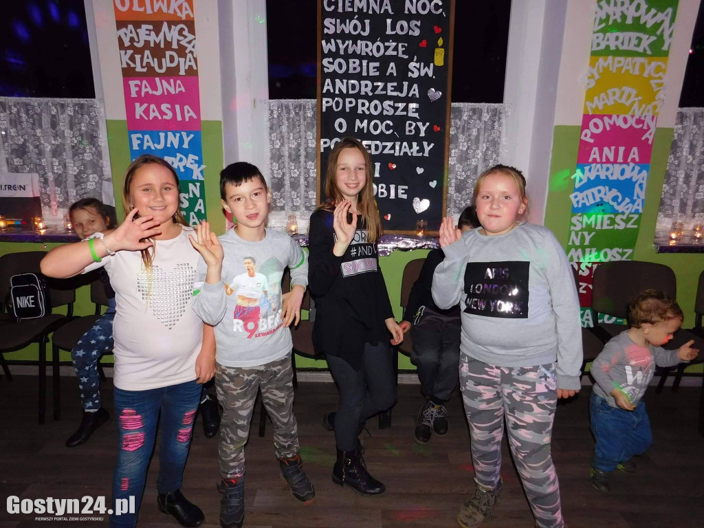  Andrzejkowe wróżby dziecięce w Rokosowie