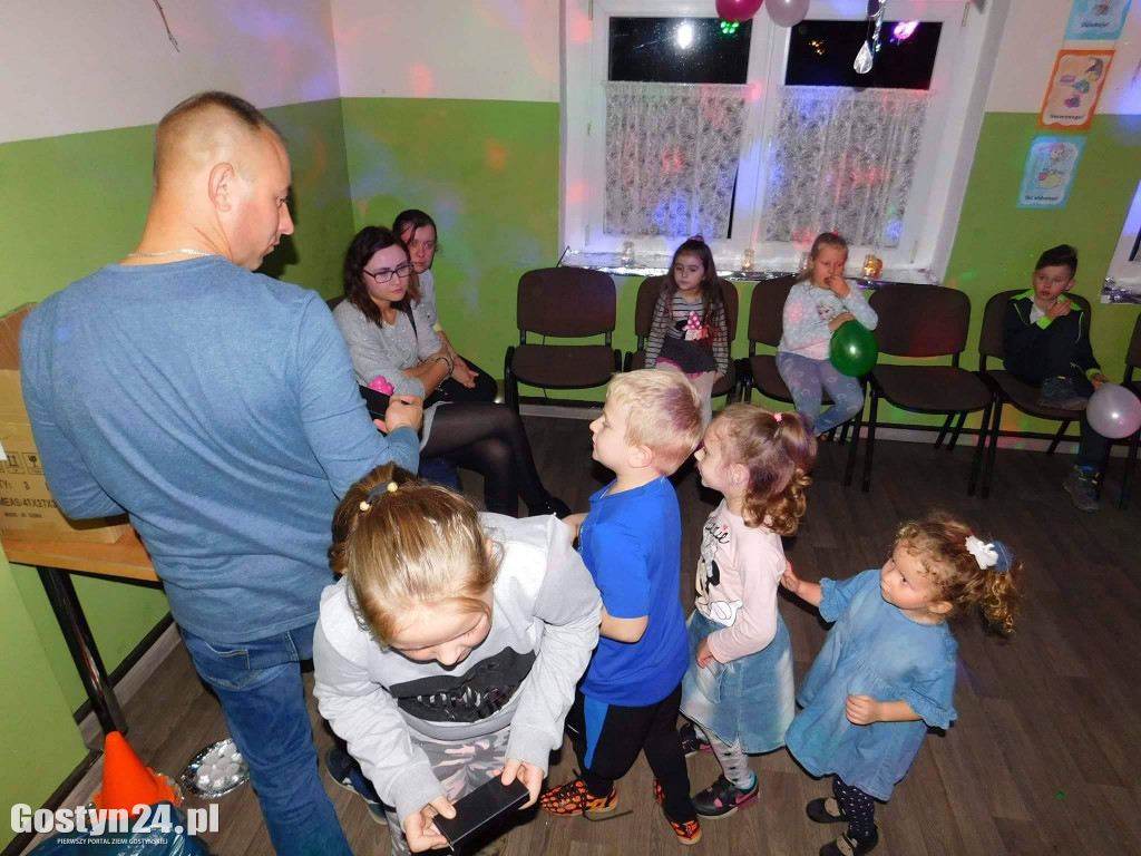  Andrzejkowe wróżby dziecięce w Rokosowie