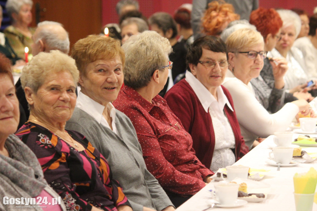 Świąteczne spotkanie seniorów w GOK Hutnik