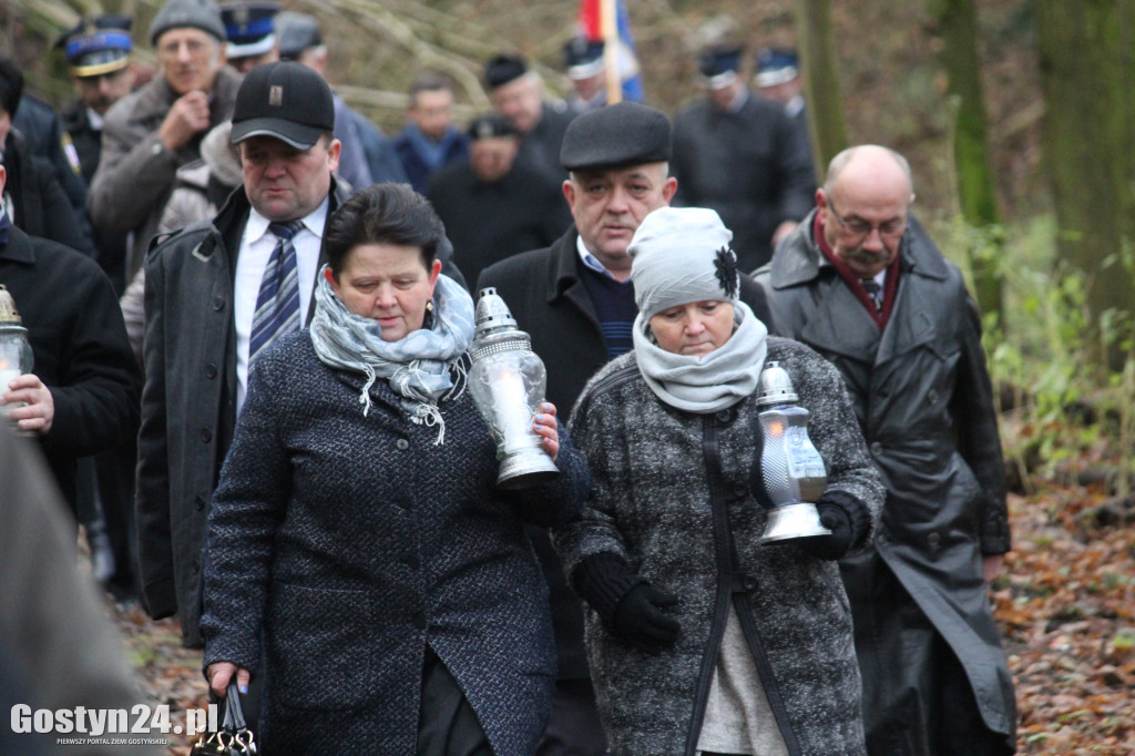Manifestacja patriotyczna w Klonach i Starym Gostyniu