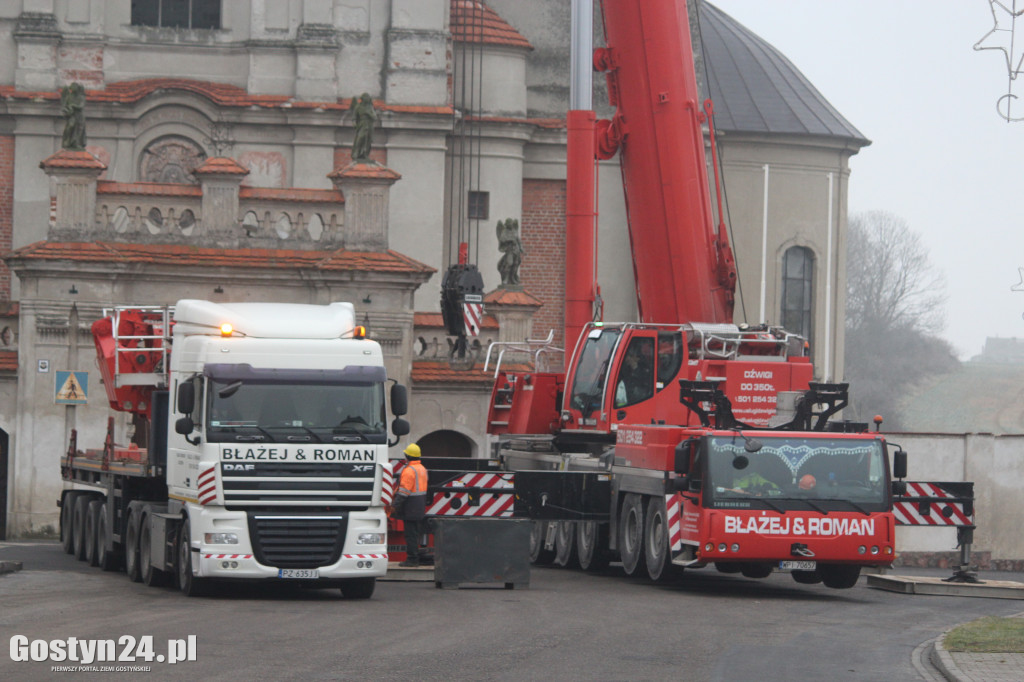 Demontaż kopuły Sanktuarium na Zdzieżu