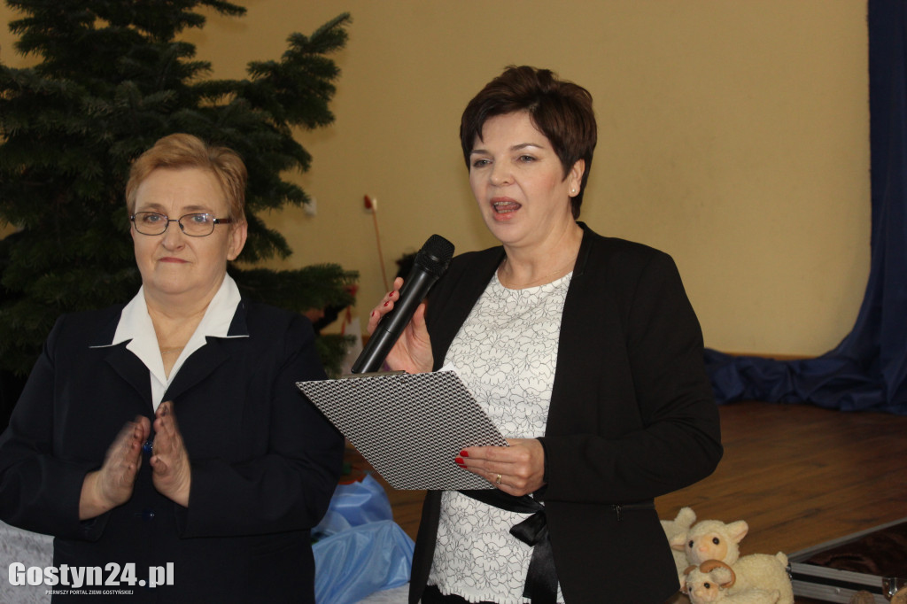 Jasełka w świetlicy wiejskiej w Łęce Wielkiej