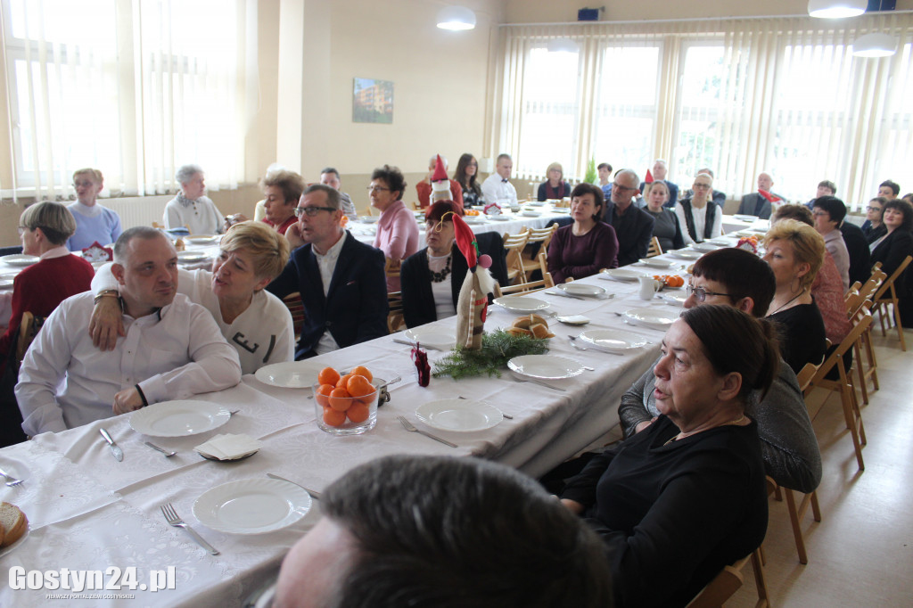 Spotkanie przy wigilijnym stole ŚDS w Gostyniu