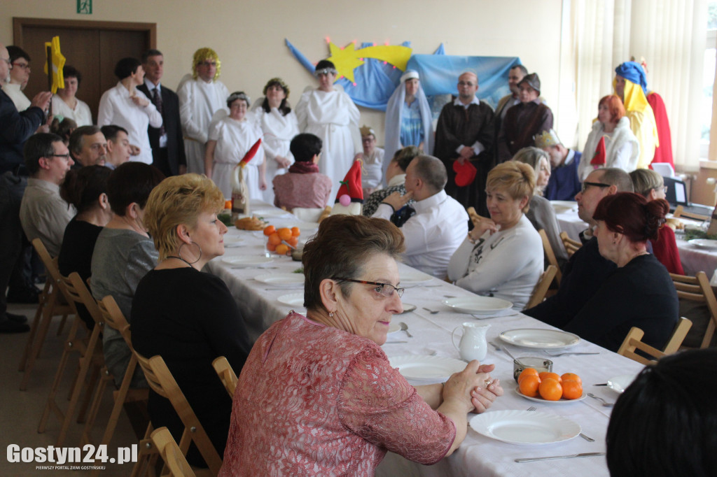 Spotkanie przy wigilijnym stole ŚDS w Gostyniu