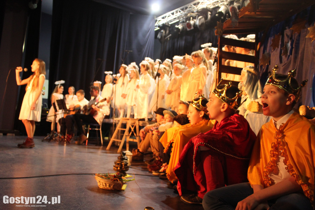 Koncert bożonarodzeniowy w GOK Hutnik