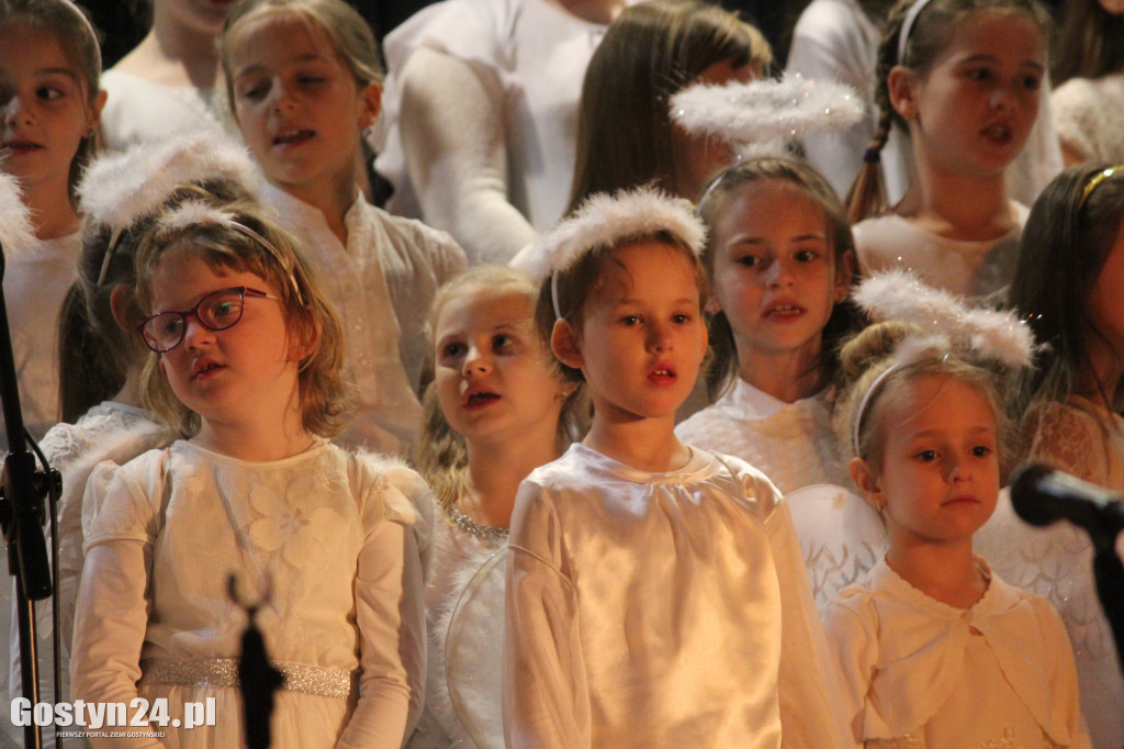 Koncert bożonarodzeniowy w GOK Hutnik