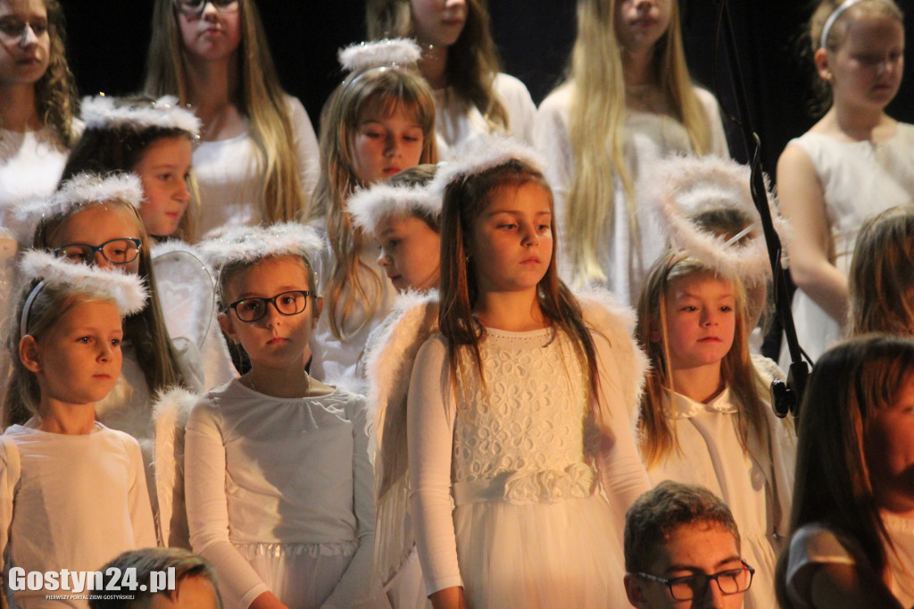 Koncert bożonarodzeniowy w GOK Hutnik