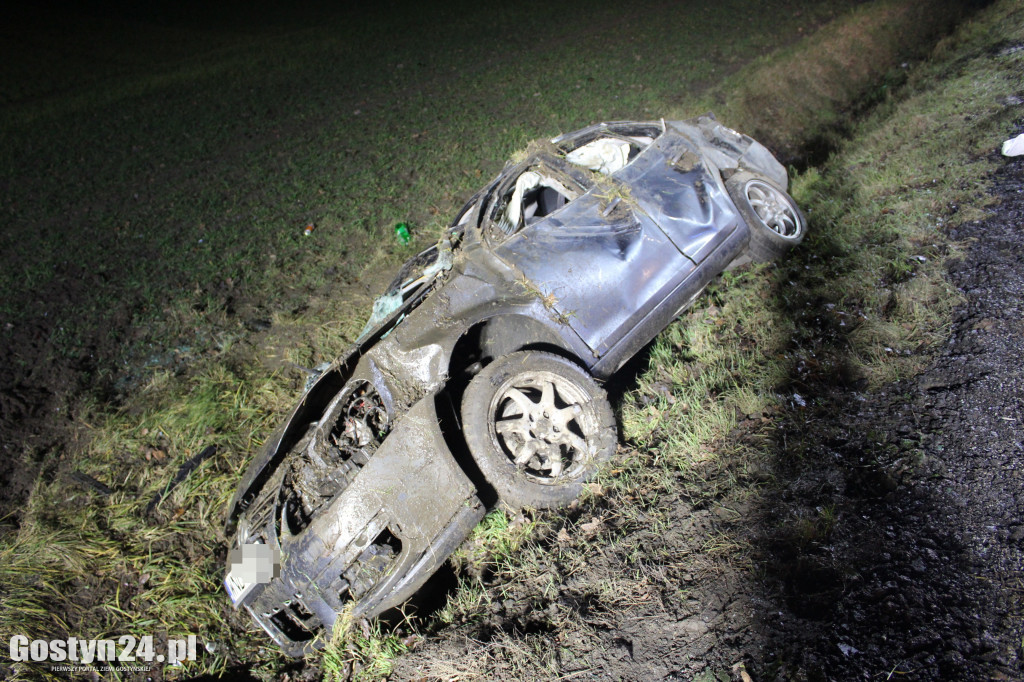 Wypadek volkswagena na krajowej dwunastce