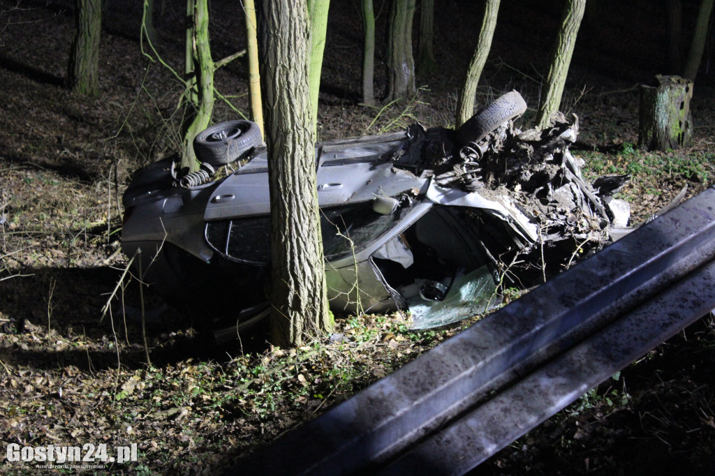 Samochód osobowy wypadł z drogi w Godurowie