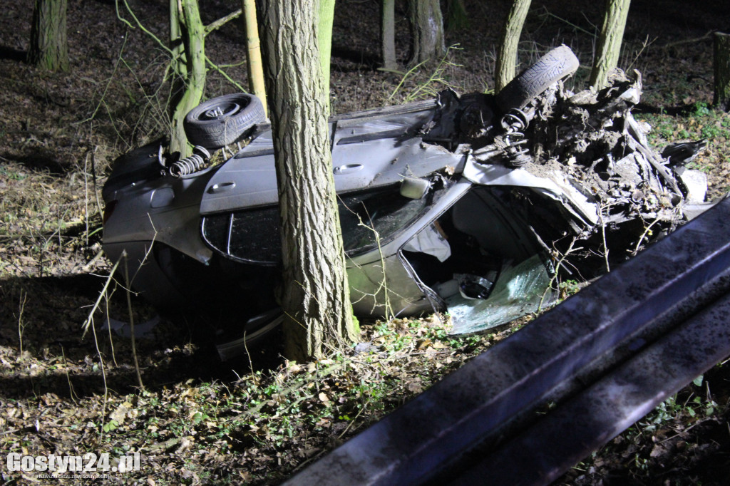 Samochód osobowy wypadł z drogi w Godurowie