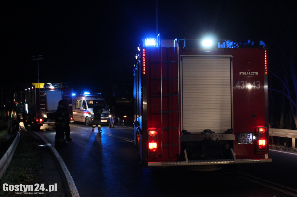 Samochód osobowy wypadł z drogi w Godurowie