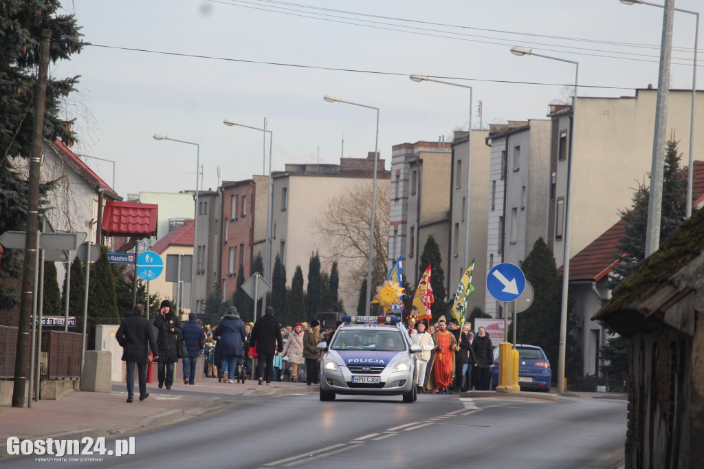 Orszak Trzech Króli przeszedł ulicami Gostynia