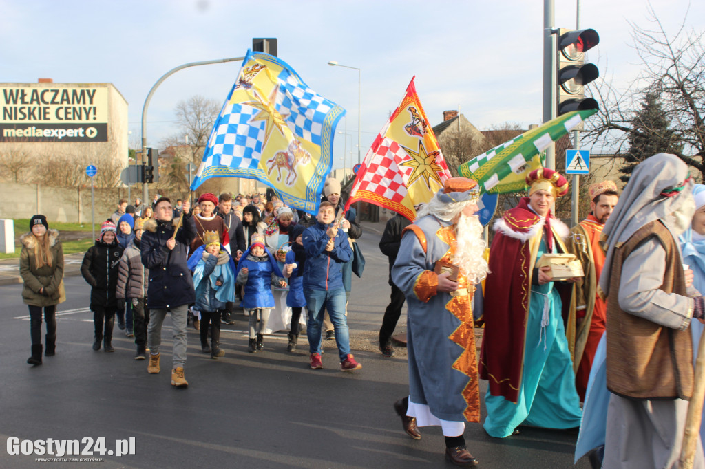 Orszak Trzech Króli przeszedł ulicami Gostynia
