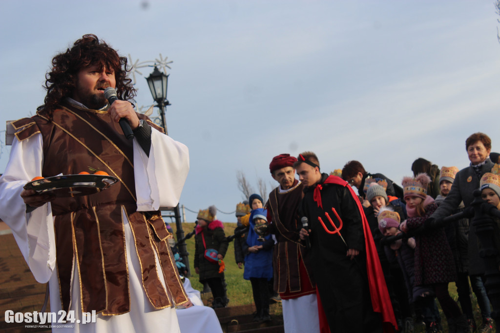 Orszak Trzech Króli przeszedł ulicami Gostynia