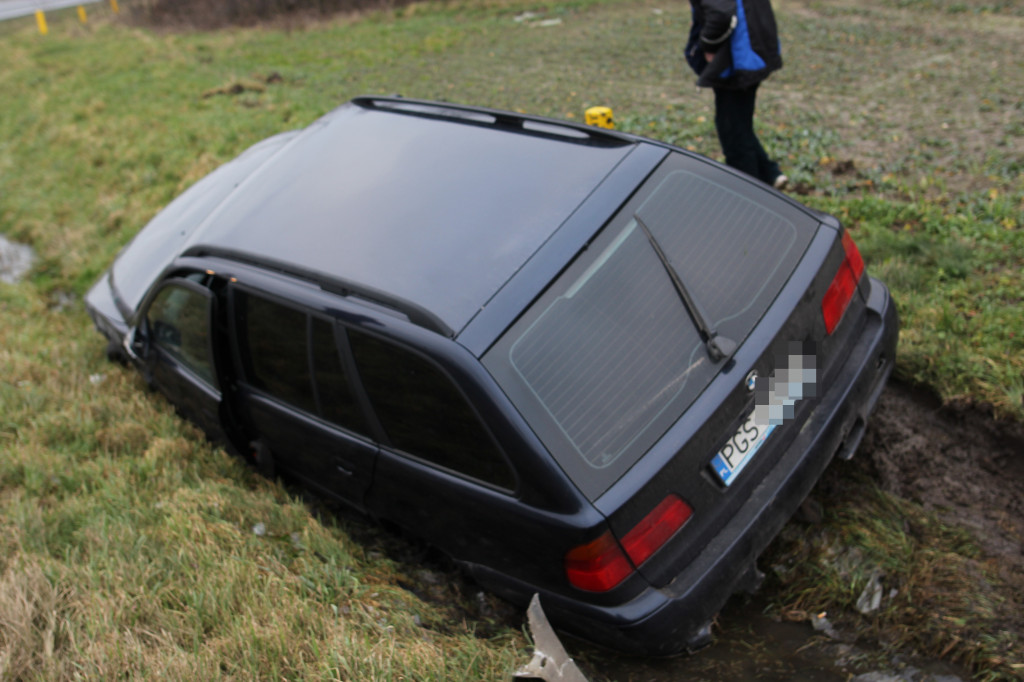 Zdarzenie drogowe na trasie Borek Wlkp.-Dąbrówka