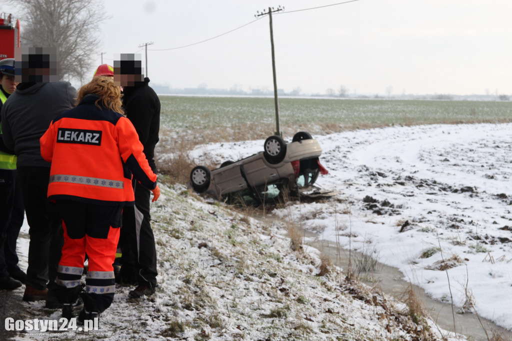 Zdarzenie drogowe na trasie Strzelce Wielkie-Lipie