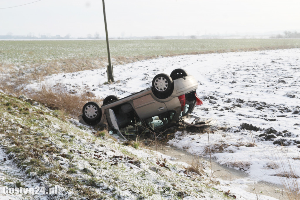 Zdarzenie drogowe na trasie Strzelce Wielkie-Lipie