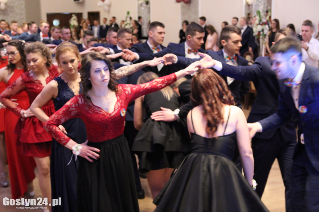 Studniówka ZSR w Grabonogu