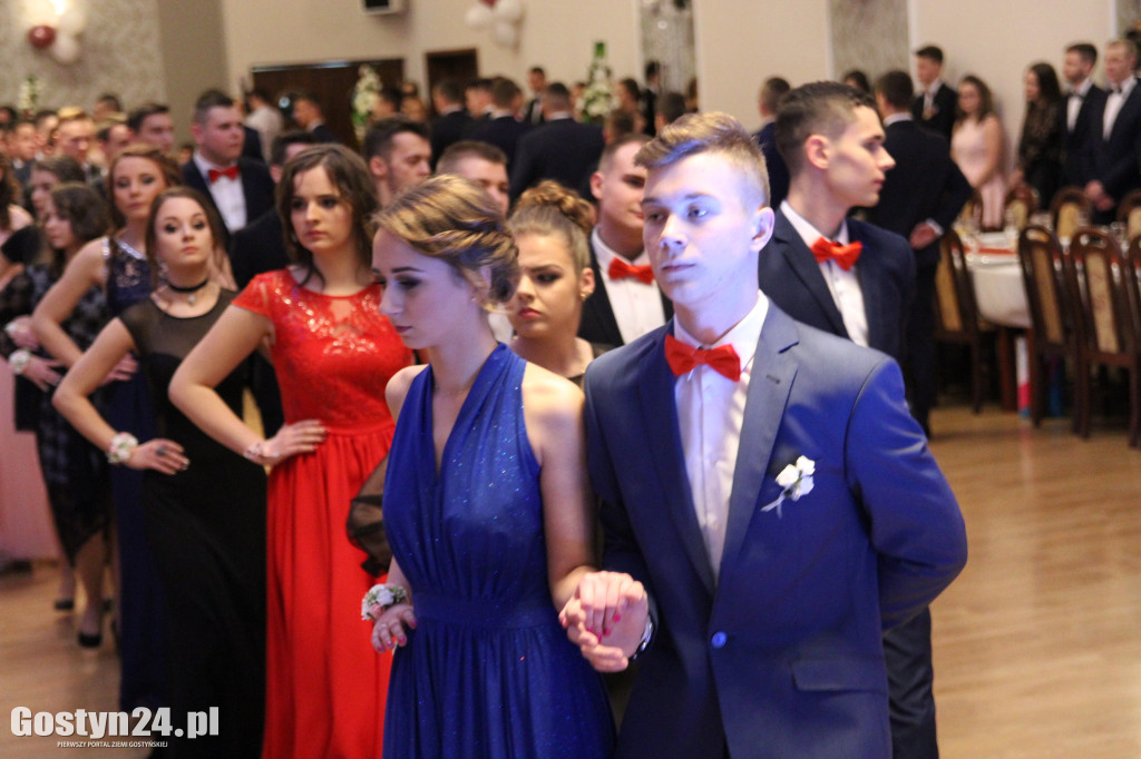 Studniówka ZSR w Grabonogu