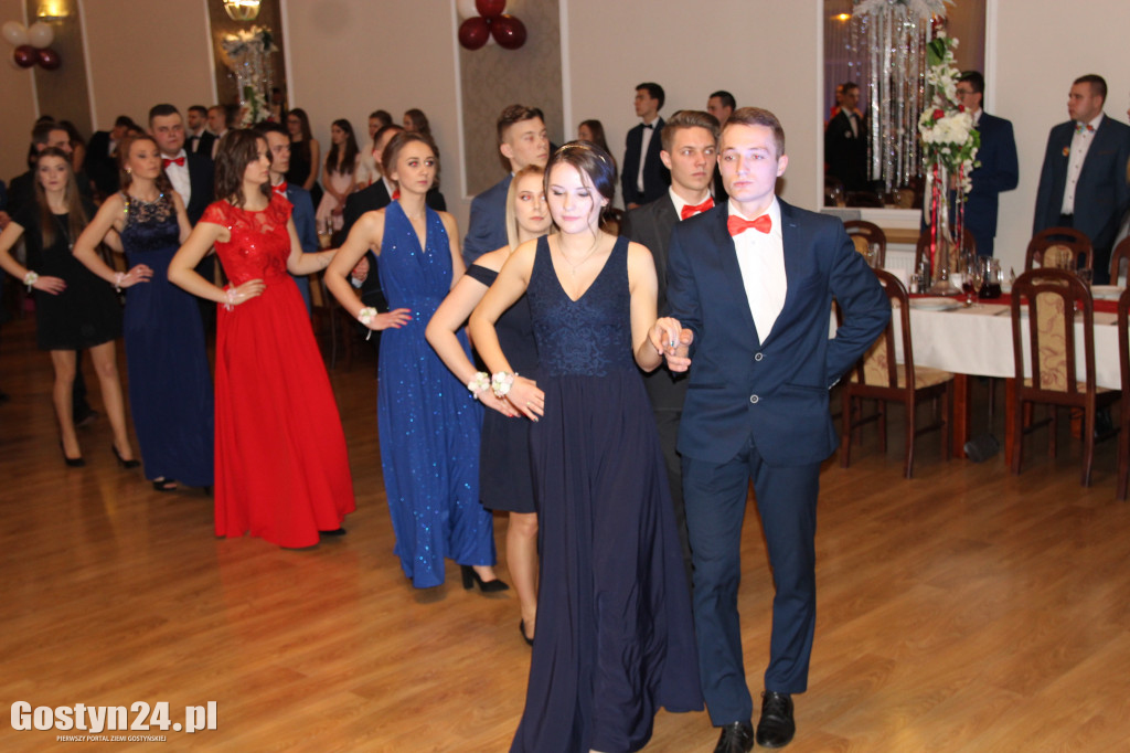 Studniówka ZSR w Grabonogu