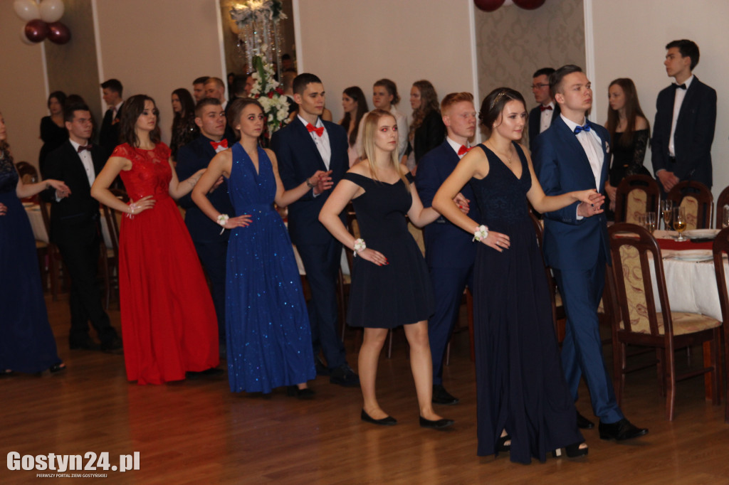Studniówka ZSR w Grabonogu