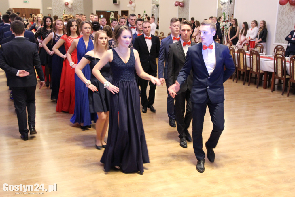 Studniówka ZSR w Grabonogu