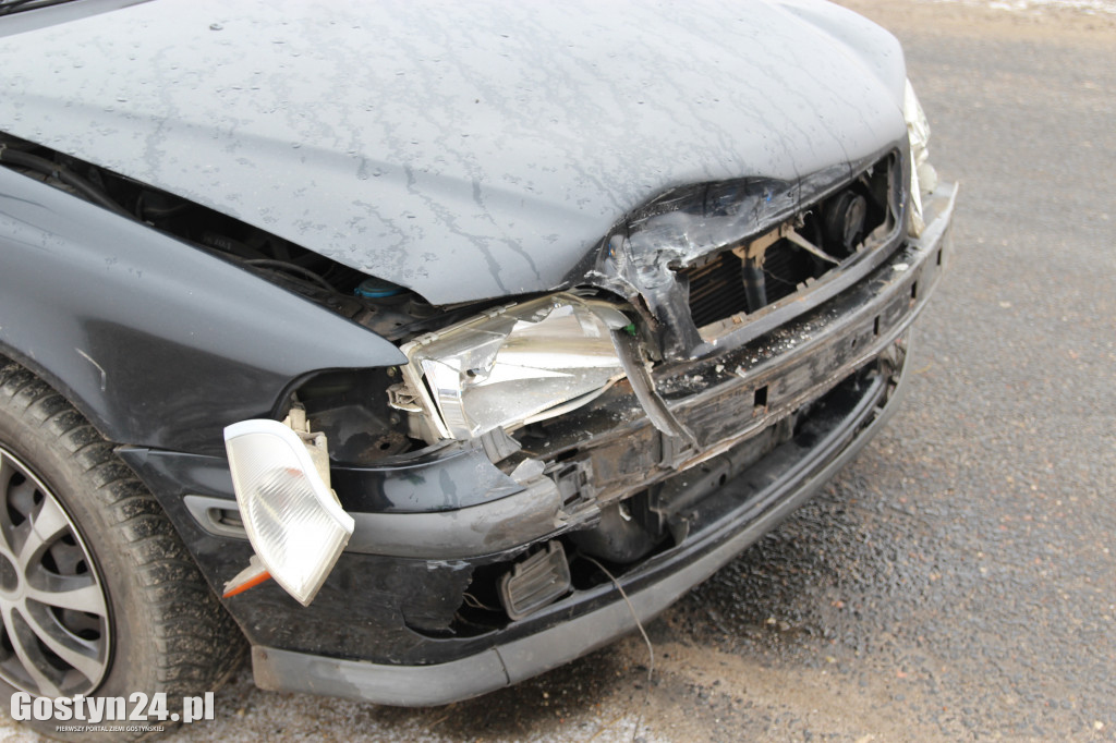 Zdarzenie drogowe na trasie Wilkonice-Dłoń