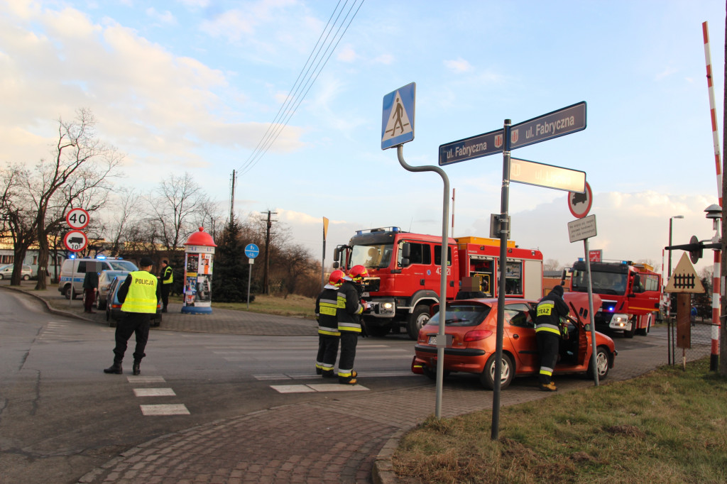Wypadek na skrzyżownaiu ulic - Lipowej i Fabrycznej