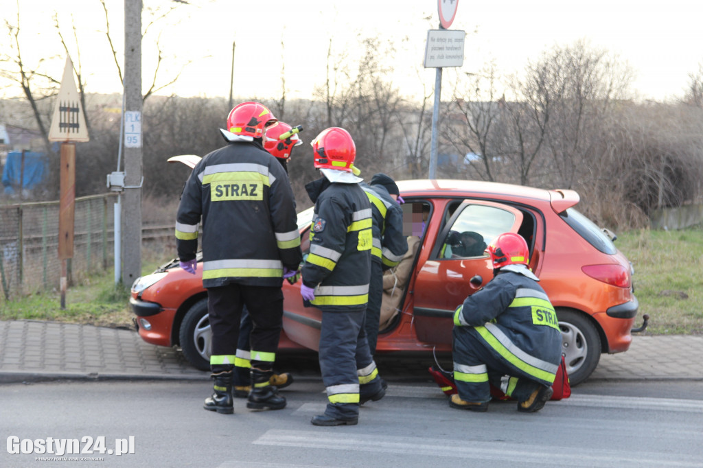 Wypadek na skrzyżownaiu ulic - Lipowej i Fabrycznej