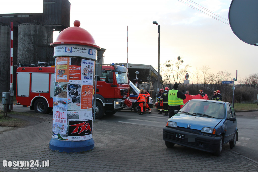 Wypadek na skrzyżownaiu ulic - Lipowej i Fabrycznej
