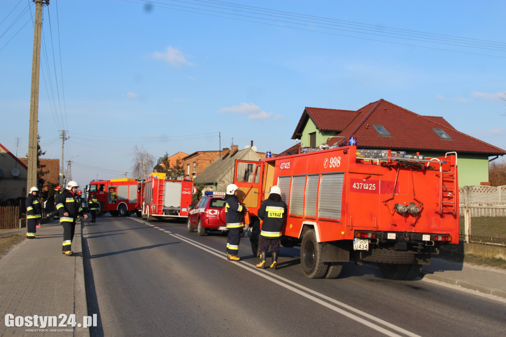 Wypadek na drodze wojewódzkiej 434 w Kunowie