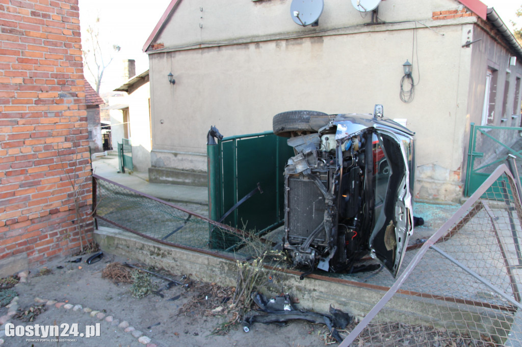 Wypadek na drodze wojewódzkiej 434 w Kunowie