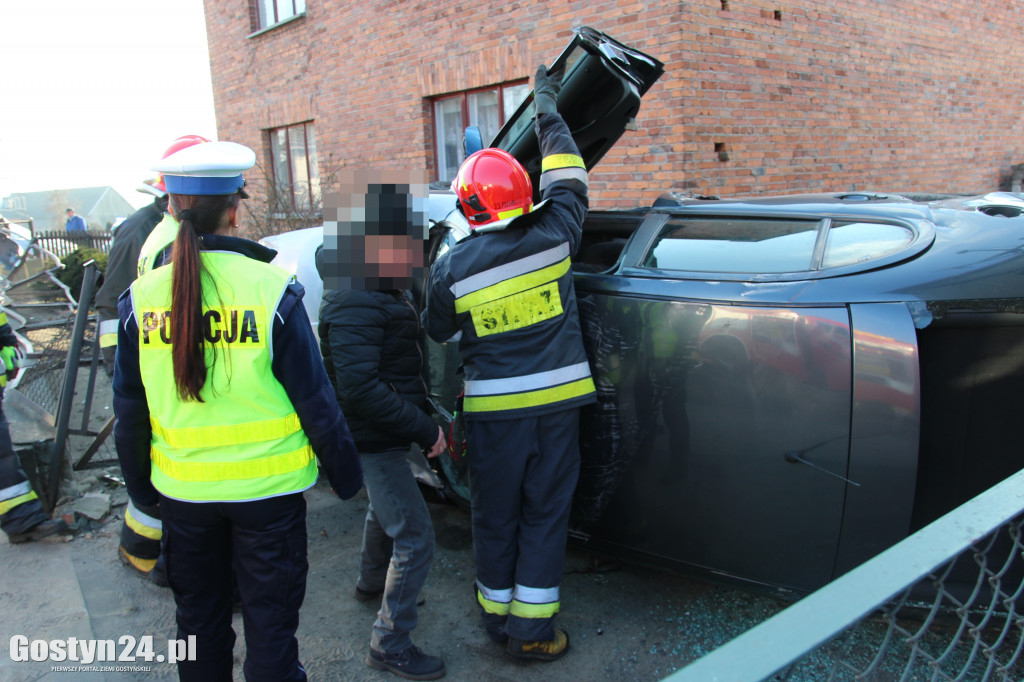 Wypadek na drodze wojewódzkiej 434 w Kunowie