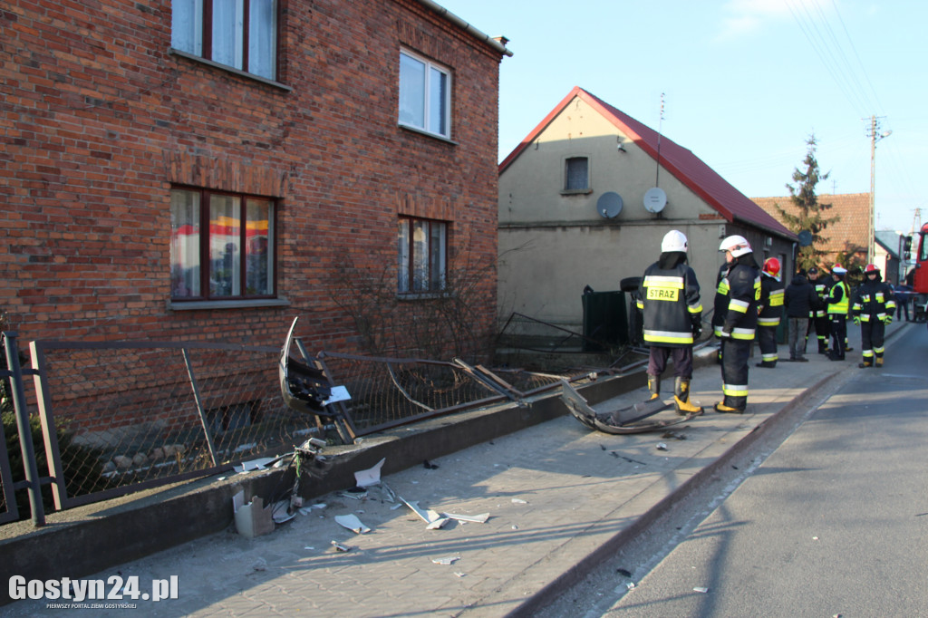 Wypadek na drodze wojewódzkiej 434 w Kunowie