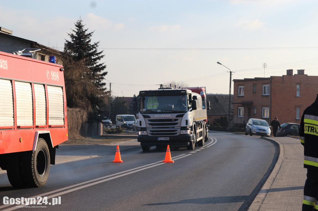 Wypadek na drodze wojewódzkiej 434 w Kunowie