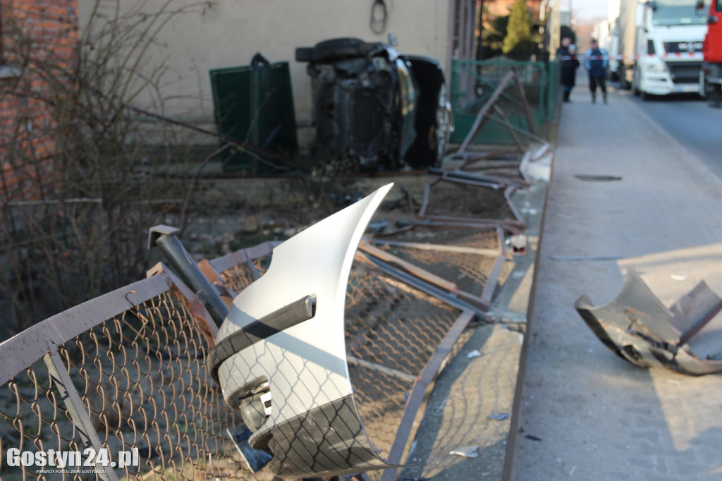 Wypadek na drodze wojewódzkiej 434 w Kunowie