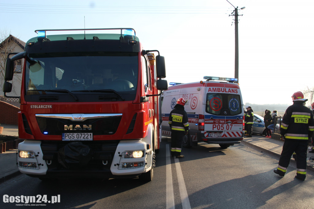 Wypadek na drodze wojewódzkiej 434 w Kunowie