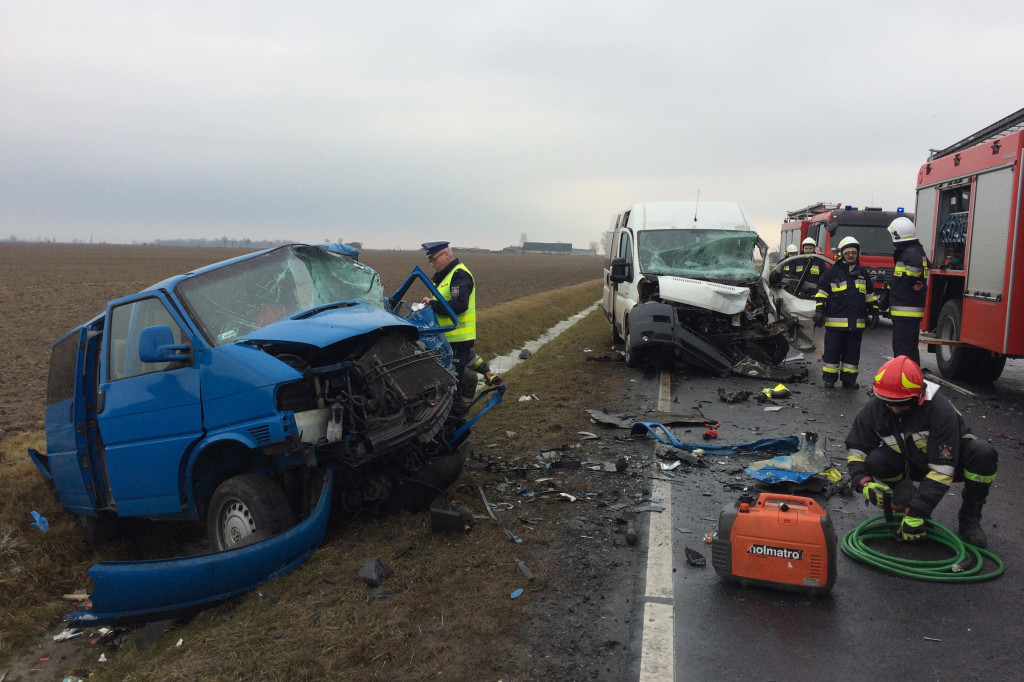 Zderzenie busów przed Hersztupowem